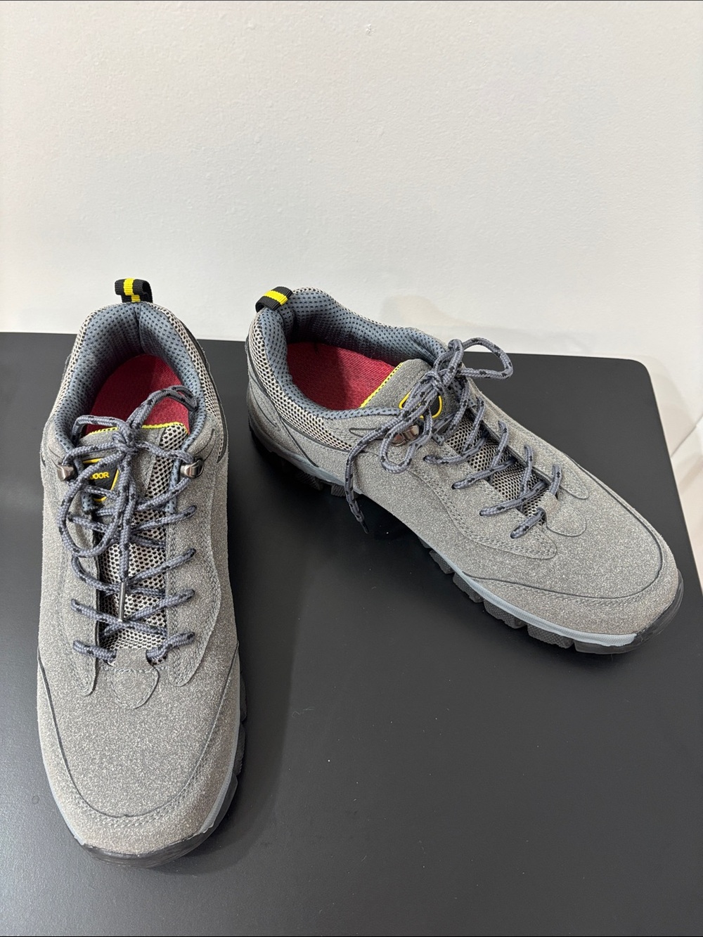 Men's Outdoor Hiking Shoes Gray Lace-Up EU42 US Size 8.5/9 women’s size 10.5/11